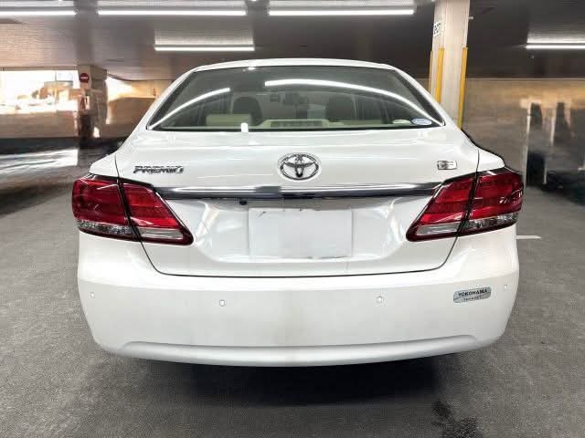 
								Toyota Premio full									
